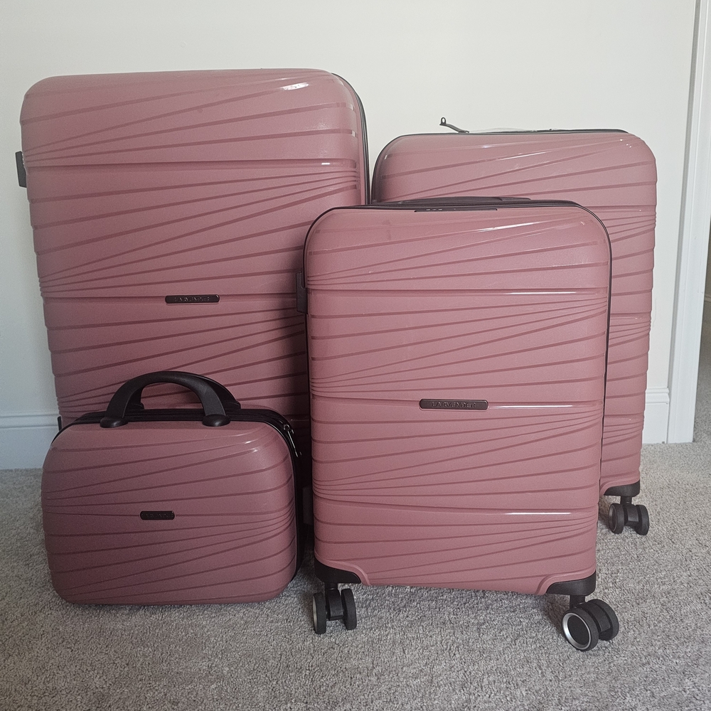Larvender Pink 4-Piece Travel Luggage Set
